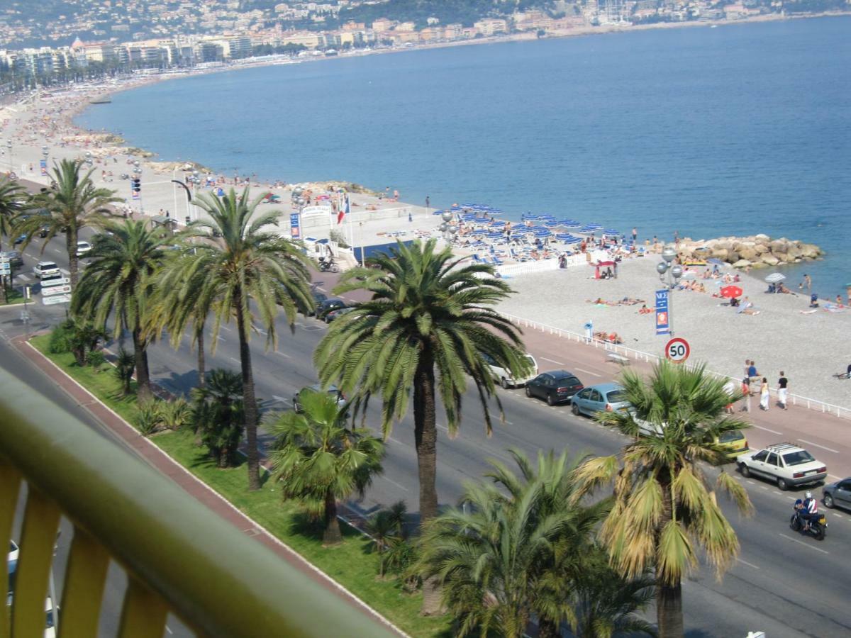 Beachfront Apartment Promenade Des Anglais Ницца Экстерьер фото