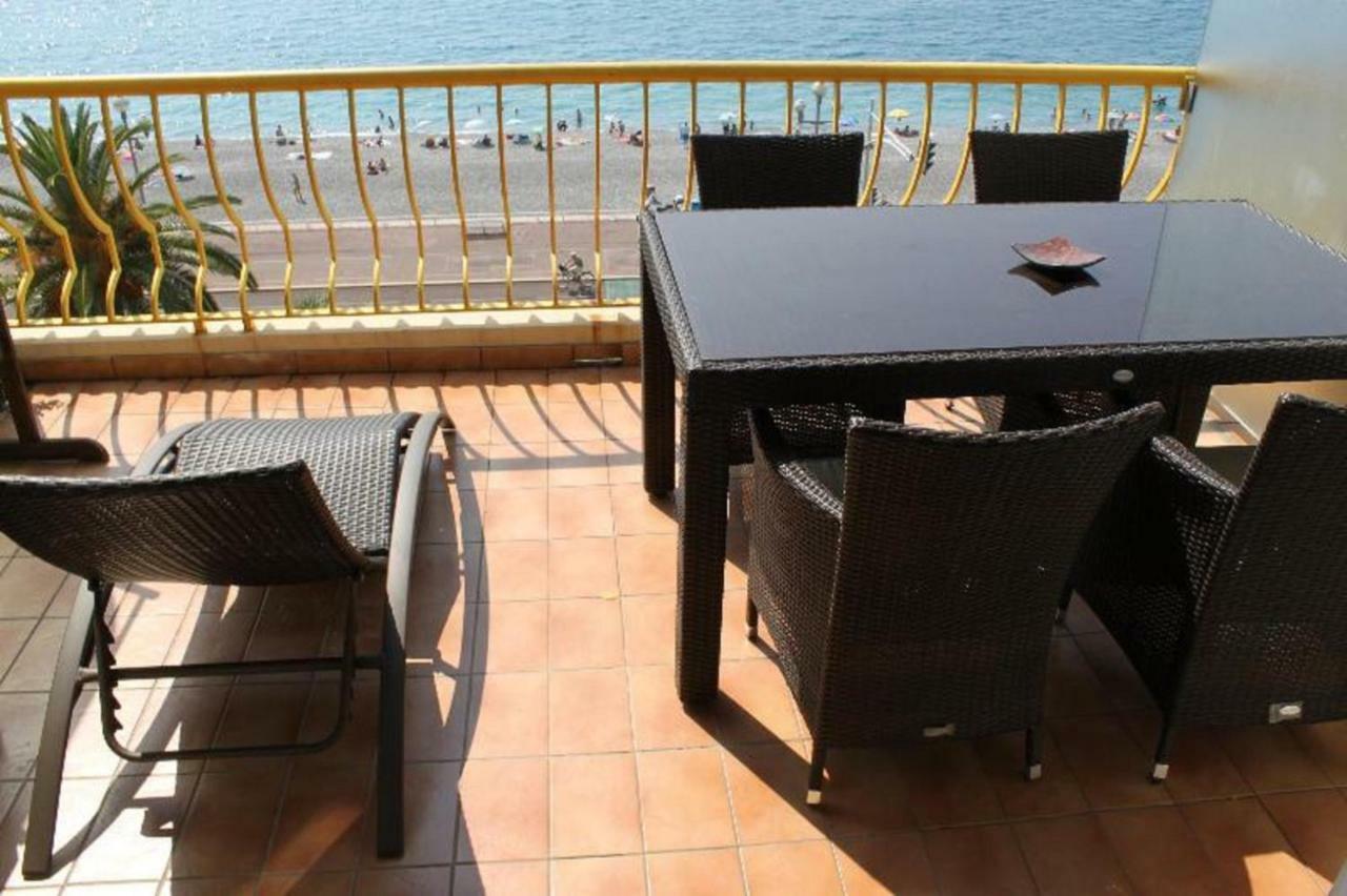 Beachfront Apartment Promenade Des Anglais Ницца Экстерьер фото