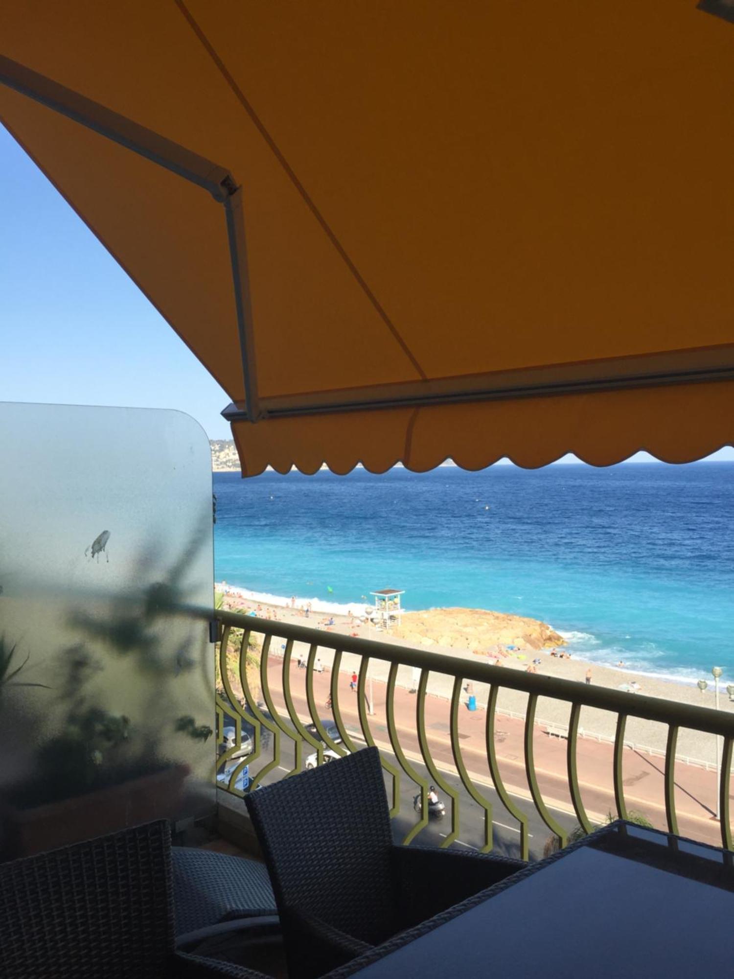 Beachfront Apartment Promenade Des Anglais Ницца Экстерьер фото