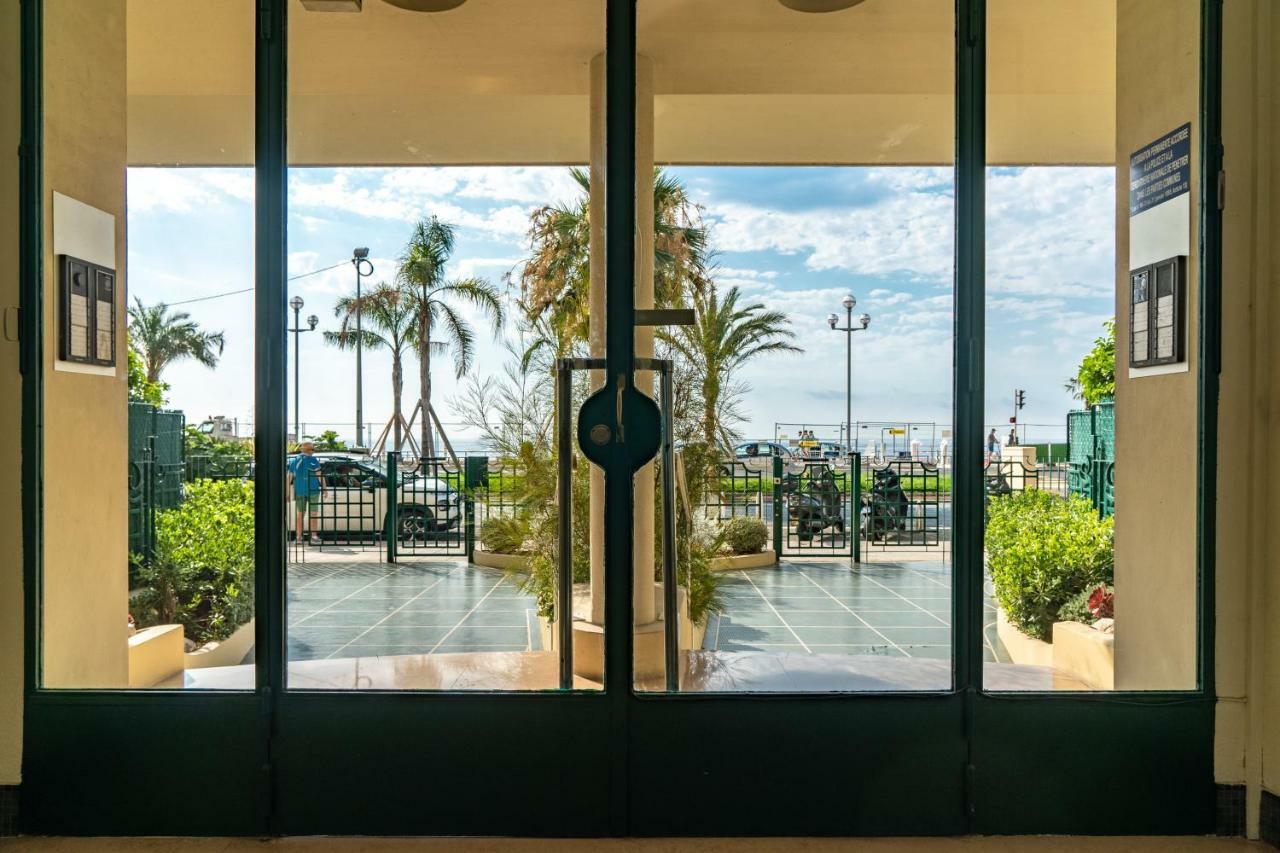 Beachfront Apartment Promenade Des Anglais Ницца Экстерьер фото